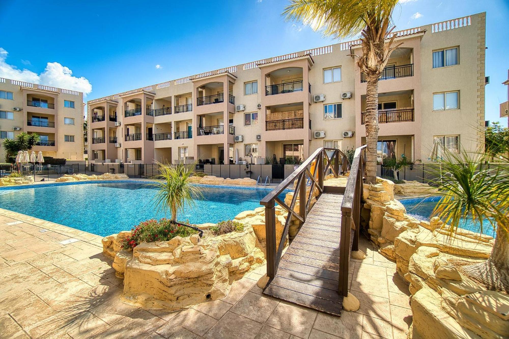 Royal Seacrest F G6 Apartment Paphos Ngoại thất bức ảnh